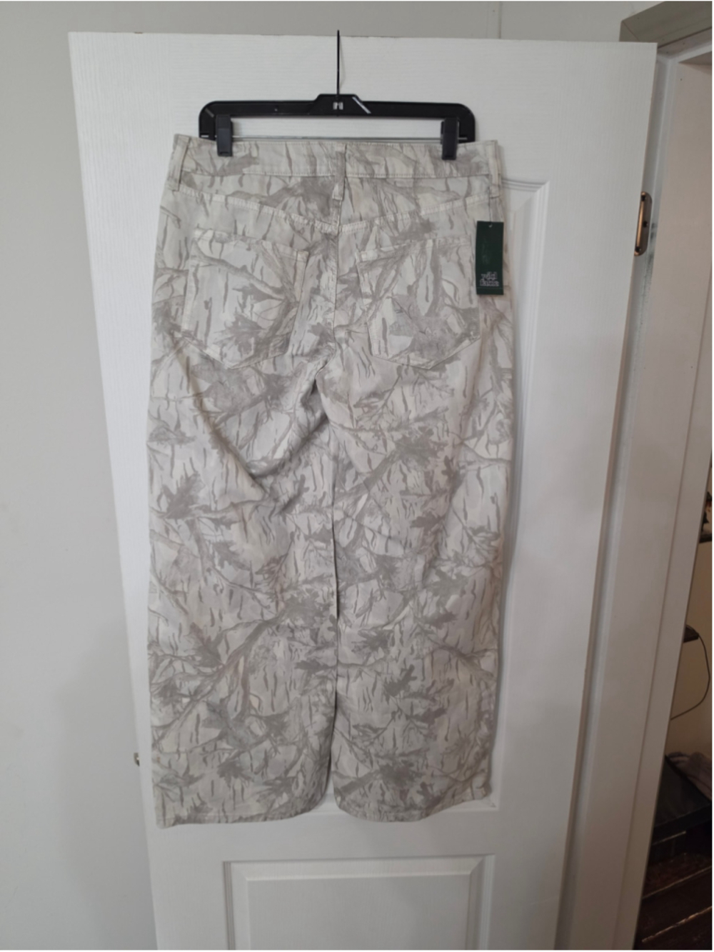 Women's Wild Fable White Grey Camo Print Jeans Size 10/R